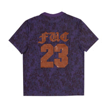 Cargar imagen en el visor de la galería, fuc - Crowded Jersey Tee (Purple) | stebra skateshop camiseta Skate 23 stebra skateshop Lloret De Mar Girona barcelona 