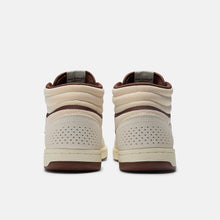 Cargar imagen en el visor de la galería, New Balance Numeric - 440 High V2 (Sea Salt/Rich Oak)
