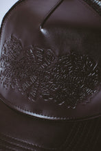 Cargar imagen en el visor de la galería, Fucking Awesome - 3 Spiral Leather Mesh SnapBack (Black)