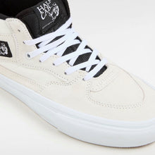 Cargar imagen en el visor de la galería, Vans Skate - Skate Half Cab (White/Black)