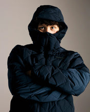 Cargar imagen en el visor de la galería, Pop Trading Company - Pop Quilted Jacket (Navy)