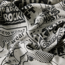 Cargar imagen en el visor de la galería, Polar Skate Co - Newspapers Picnic Blanket (White/Black)