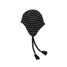 Cargar imagen en el visor de la galería, Pop Trading Company - Reversible Earflap Beanie (Black/Charcoal) | stebra skateshop