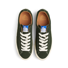 Cargar imagen en el visor de la galería, Last Resort AB - VM003 Suede (Olive/White)