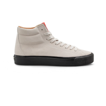 Cargar imagen en el visor de la galería, Last Resort AB - VM003 Suede High (White/Black)