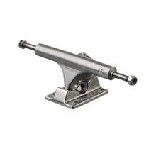 Cargar imagen en el visor de la galería, ACE Trucks - 33 Classic Polished - Ejes Skate
